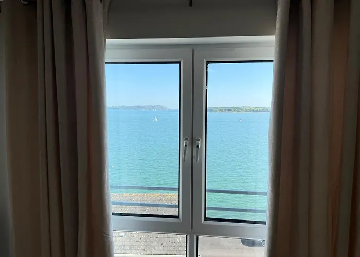 Seaview Flat Cobh